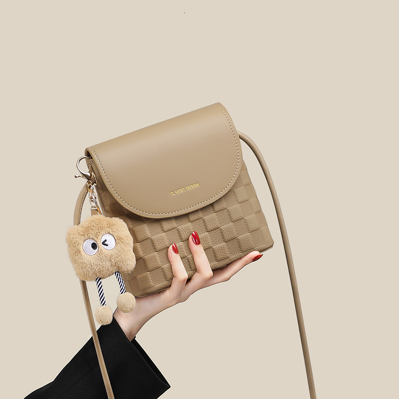 High Quality And Fashionable Women's Handbag 2025 New Crossbody Bag Mini Premium Leather Women's Single Shoulder Small Square Bag Luggage