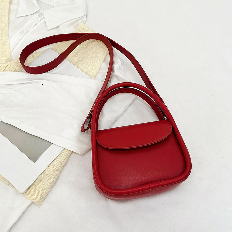 High quality brand, new high-quality free designer bag, new elegant and simple shoulder bag, saddle bag, solid color fashion handbag, brand new free d