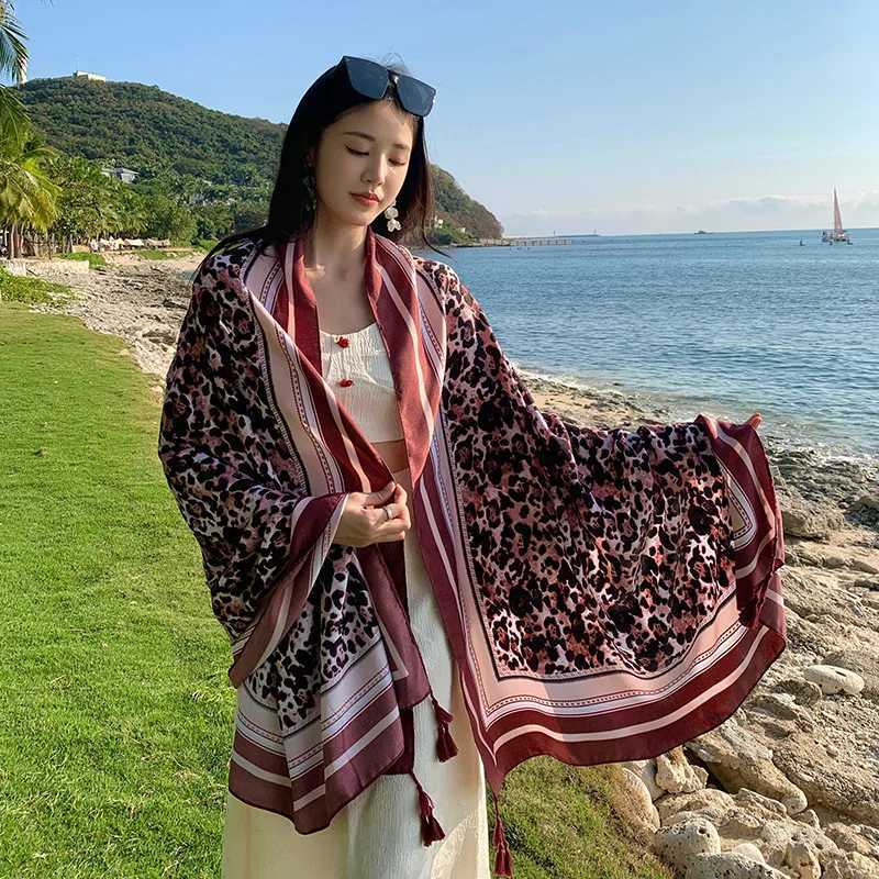 2025 Fashion Leopard Print Beach Scarf Women Long Summer Shawl UV Protection Versatile Travel Photography Accessory Stylish Wrap W250602