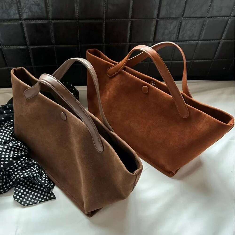 NEW Ladies Casual Retro Frosted Suede New Single Shoulder Underarm Simple Handbag Large Capacity Commuter Bag