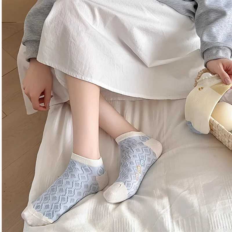 5Pairs/Pack Ankle Socks Summer White Socks Cartoon Smile Face Print Casual Short Socks Women Socks T250602
