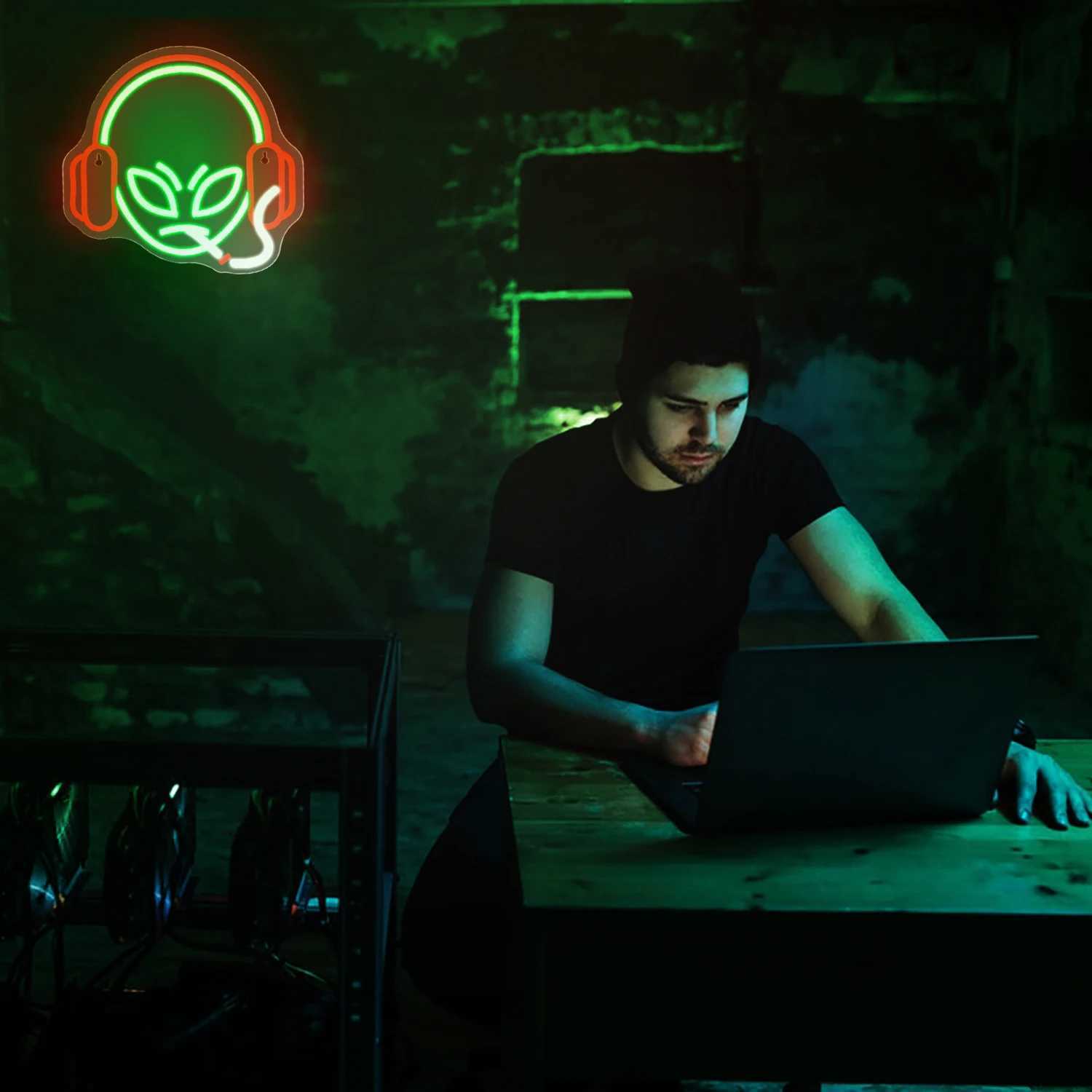 Alien Neon Sign Green LED Light for Wall Decor Man Cave Bar Pub Shop Game Room HalloweenXJ250602