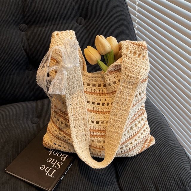 designer Casual Large Capacity Bucket Bag for Women 2025 Summer New Knitted Hollow Underarm Bag Striped Versatile Commuter Shoulder Bag