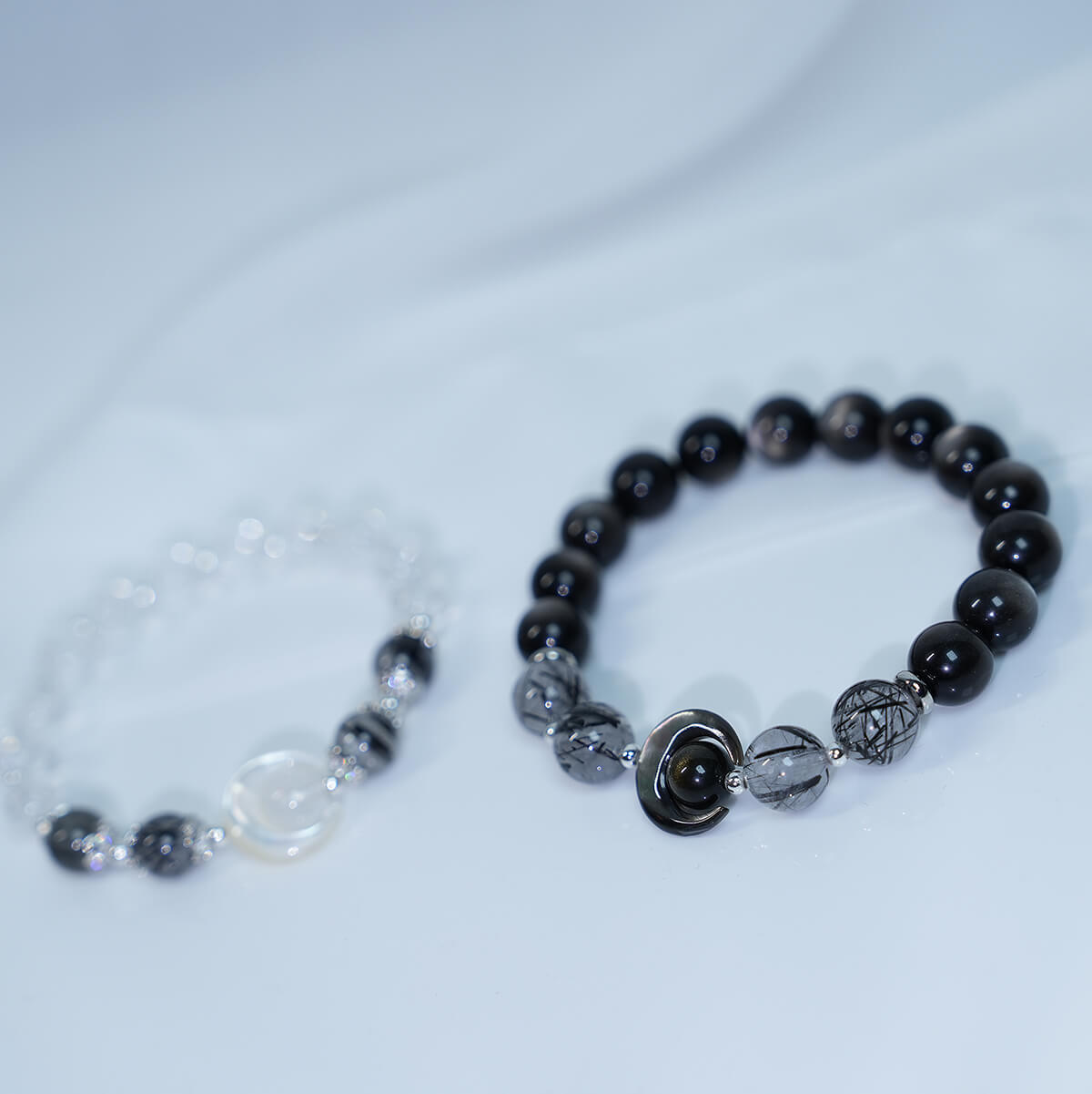 Natural crystal, silver obsidian Asai black hair crystal bracelet,Obsidian,wuxing implied meaning Psychic shielding Energy purification Integrity prot