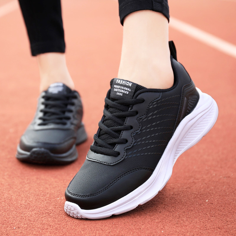 Black Sneakers For Women Spring New Lightweight Non Slip Soft Sole Leather Casual Casual Shoes Travel Running Shoes Ddmysaturn
