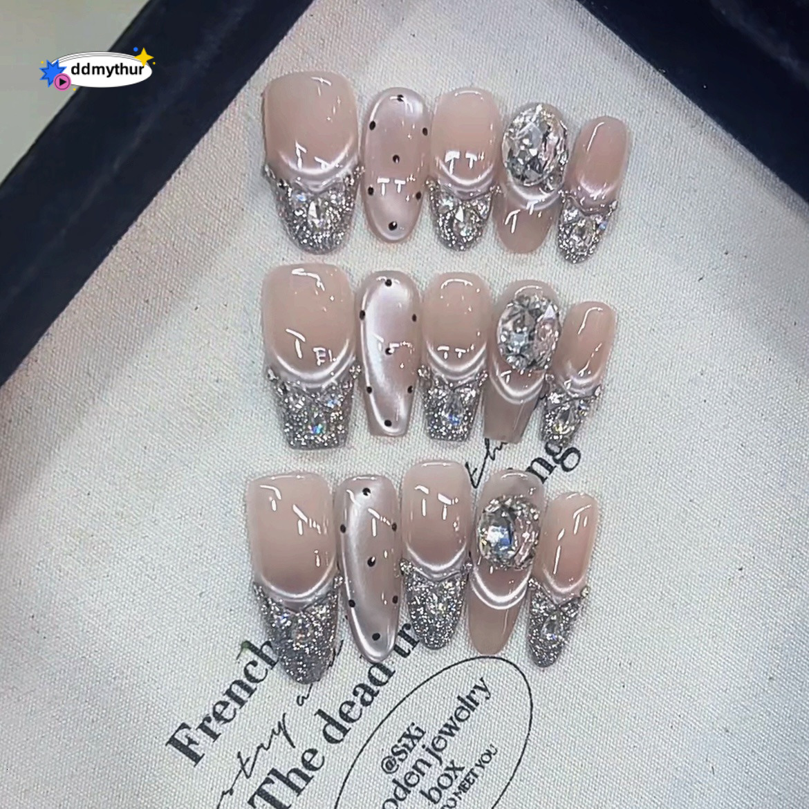 Daiyueda Handmade Wearable Nails Summer New Paris Shiny Zircon Dia French Style Elegant Cat Eye Nail Stickers ddmythur