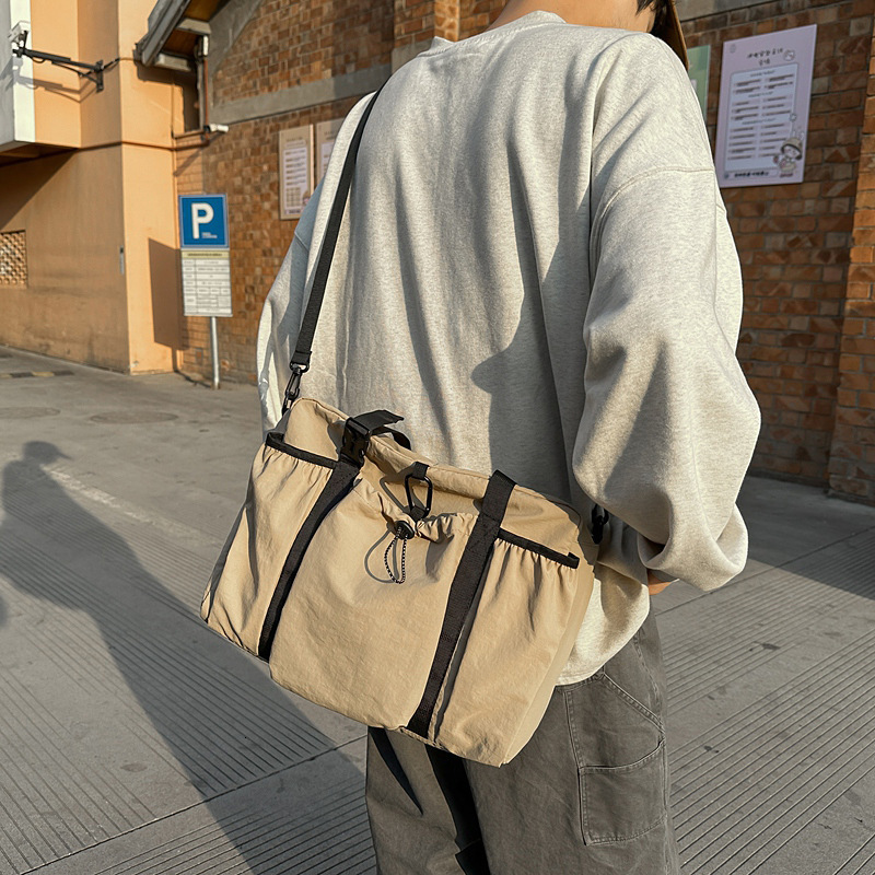 2025 New Spring Trend Korean Style Large Capacity Handbag Lightweight Single Shoulder Tote Travel Multi-functional Bag