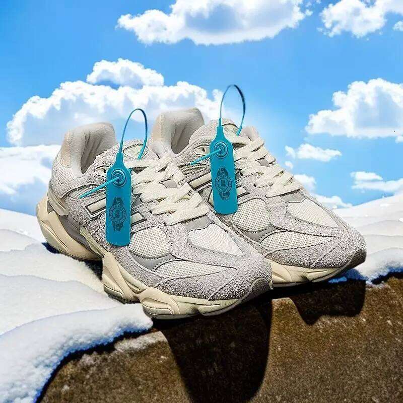2024's Ultimate Sneaker: Retro Low-Cut for Him Her - Comfort , Lighess, Breathability & Anti-Slip in One