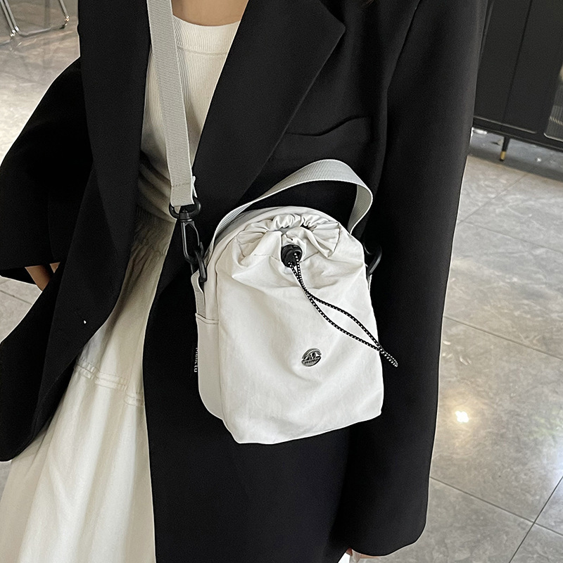 New Multifunctional Crossbody for Men and Women, Waterproof Casual Shoulder Water Bottle Bag, Sports Fiess Drawstring Travel Bag