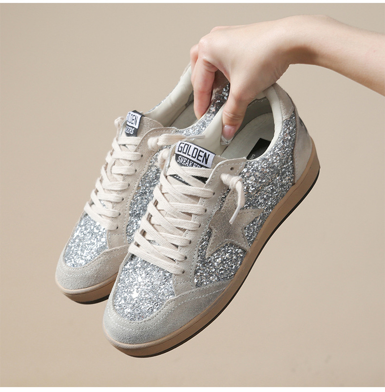 designer shoes new Korean distressed sneakers for women, with an aged look star sequins a preppy style laces and a casual sneaker They are both casual