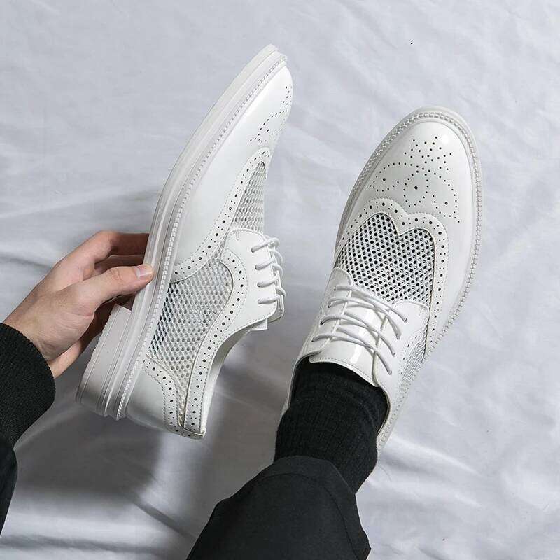 New Fashion Men Oxfords Genuine Patent Leather Formal Business Breathable Dress Shoes Hollow Mesh Out Flats