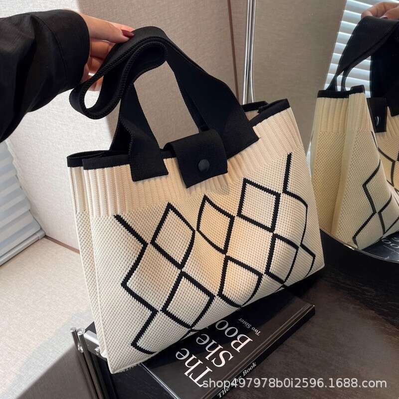 Korean Style Knitted Wool for Women 2024 New Fashion Large Capacity Handbag Versatile Commuter Shoulder Tote Bag