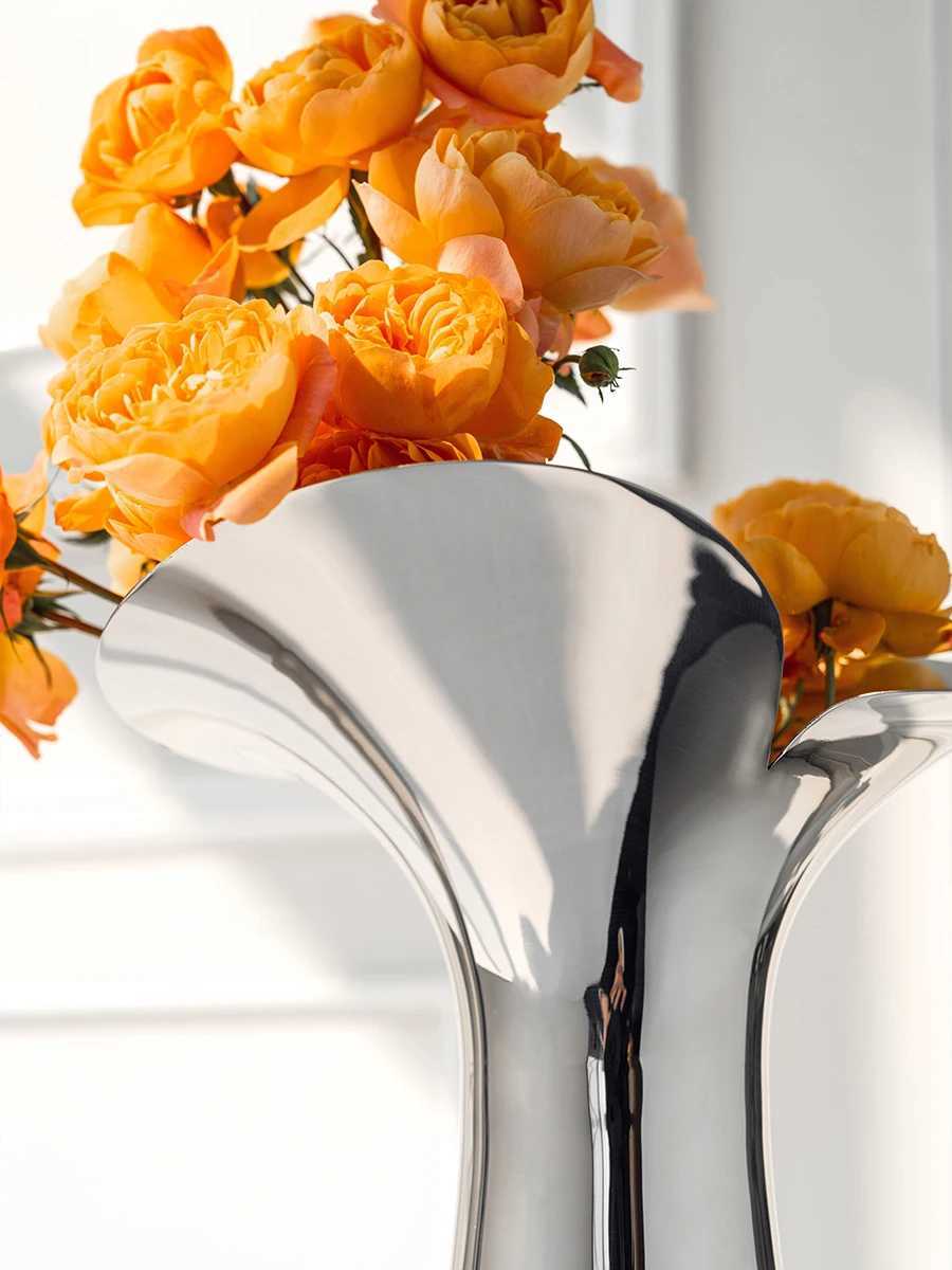 Nordic Designer Vase Decoration He Luxury Stainless Steel Large Vase for Flowers Living Room Decor Wedding Scandinavian Gifts Y250603
