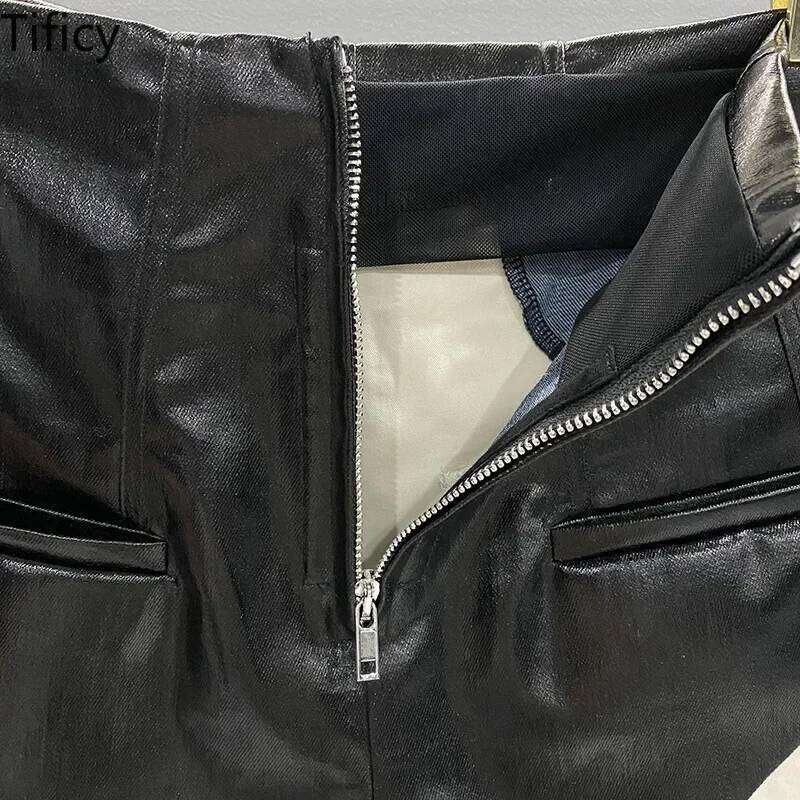 TIFICY Street Women's New High Waisted Zipper Shapewear Denim Coated Flat Corner Pocket Color Blocked Shorts