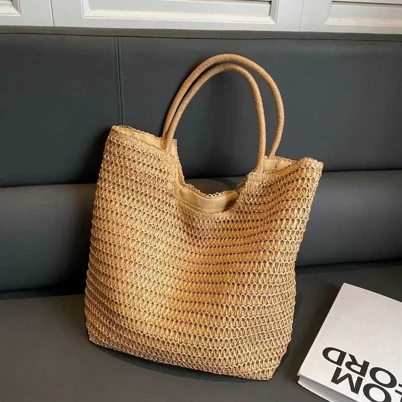 Women Summer Beach Handmade Rattan Woven Shoulder Bags Large Capacity Str Bag Bohemian Casual Travel Handbag Totes Y250603
