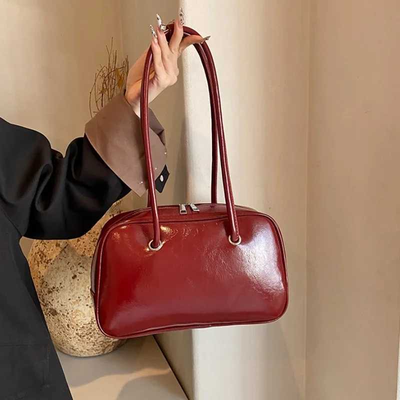Vintage Women Shoulder Bags Simple Ladies Commute PU Leather Female Underarm Bag Burgundy Large Capacity Handbags Purse Y250603