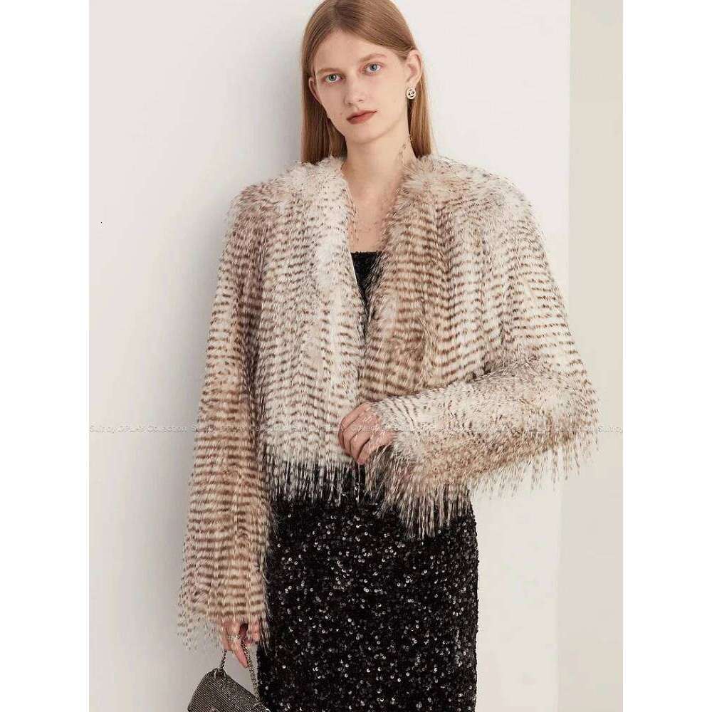 Faux Korean Style Women's Short Winter Fake Cropped Fluffy Jacket Artificial Fur Coat