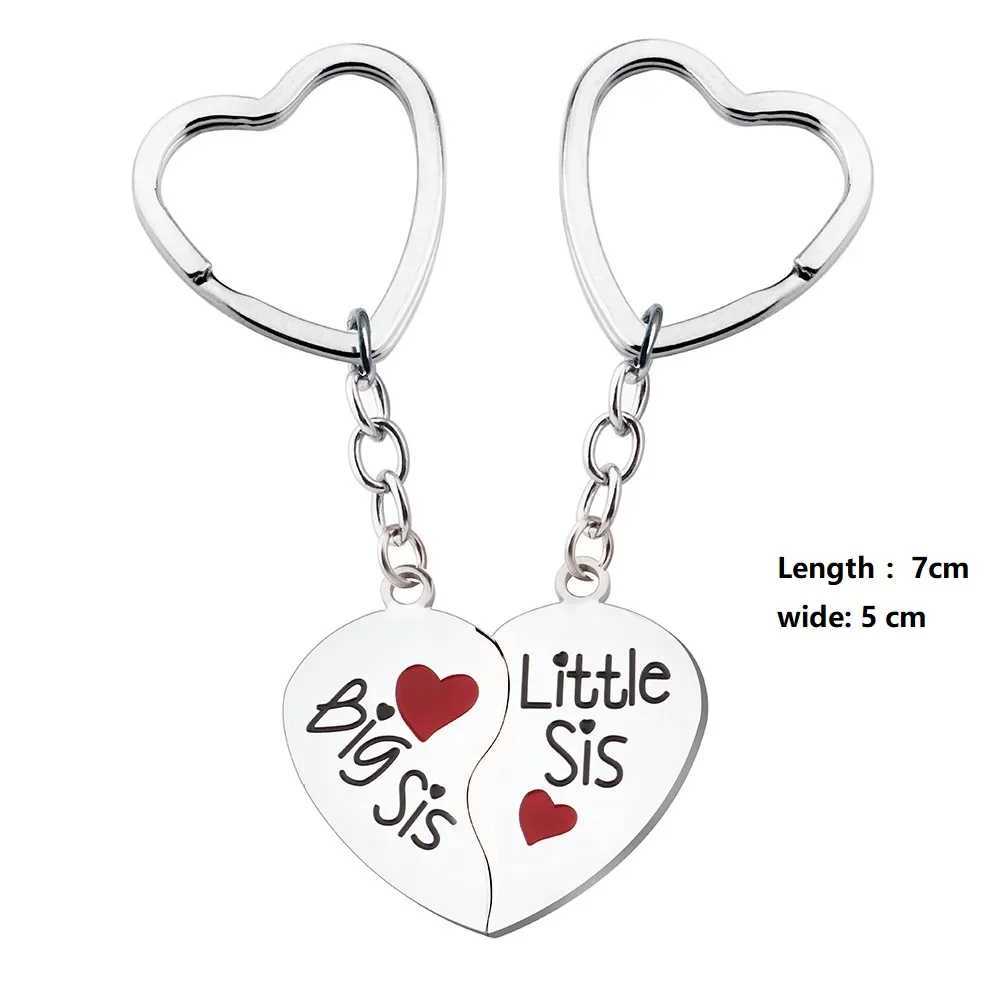 Stainless Steel 2pcs/Sets Big Sis Lil Sis Words Puzzle Key Chain Gift Sister Friends Anniversary Festival Jewelry KeyChains XJ250602