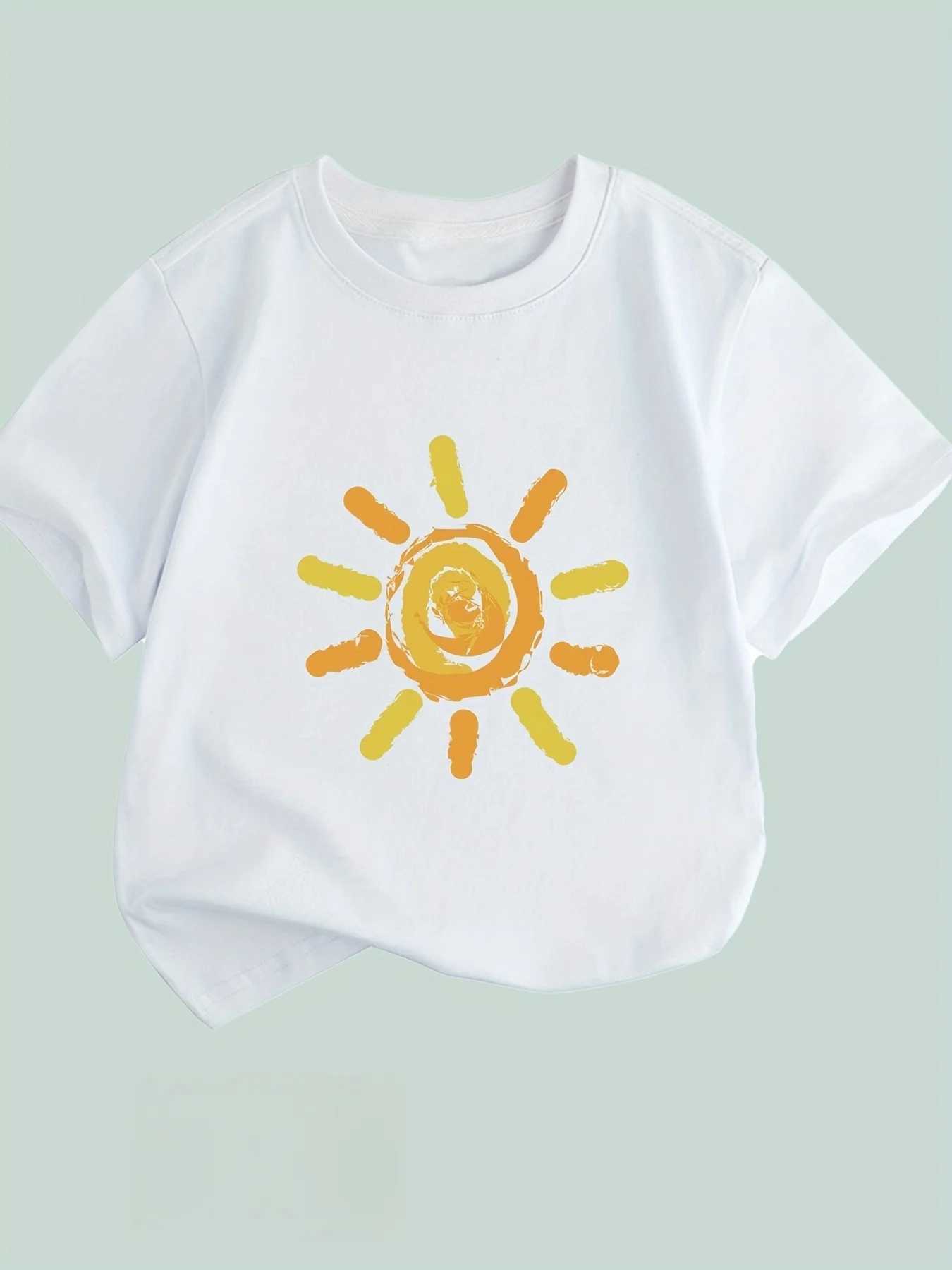 Oil painting style sun print short-sleeved T-shirt casual and simple style suitable for childrens daily wear and going out T250603