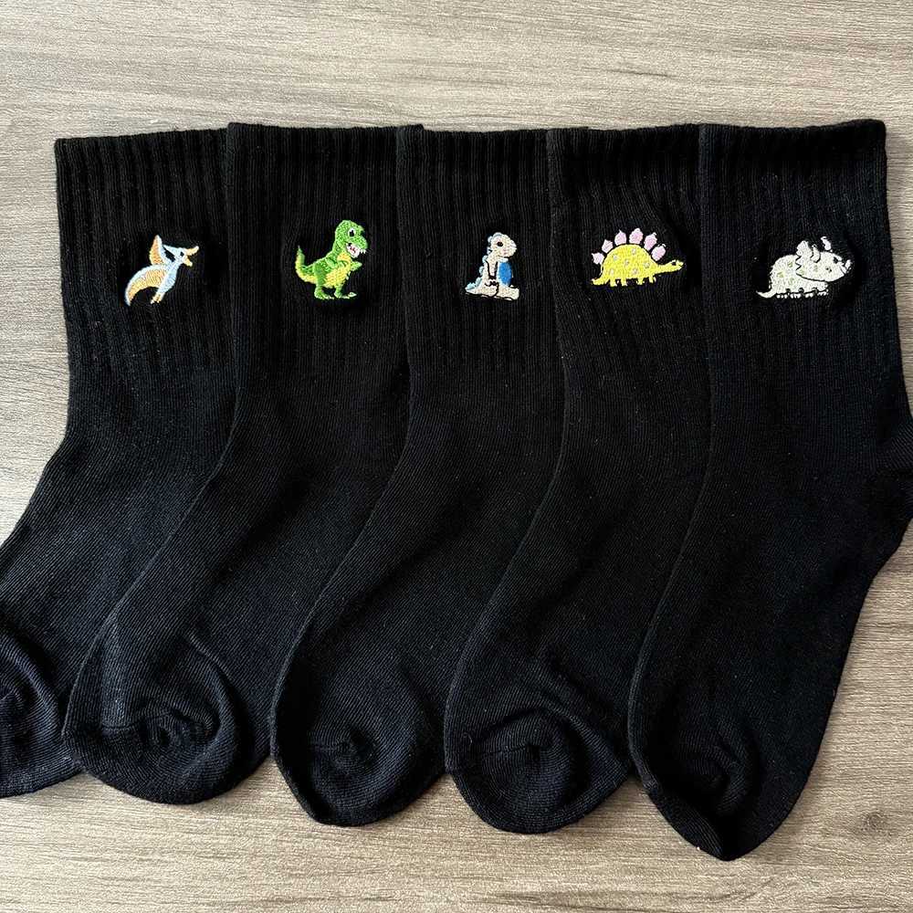 5 Pairs/Pack Cute Women Embroidery Dinosaur Socks White Lovely Cartoon Animal Vintage Short Novelty Crazy Funny Cozy SocksT250602