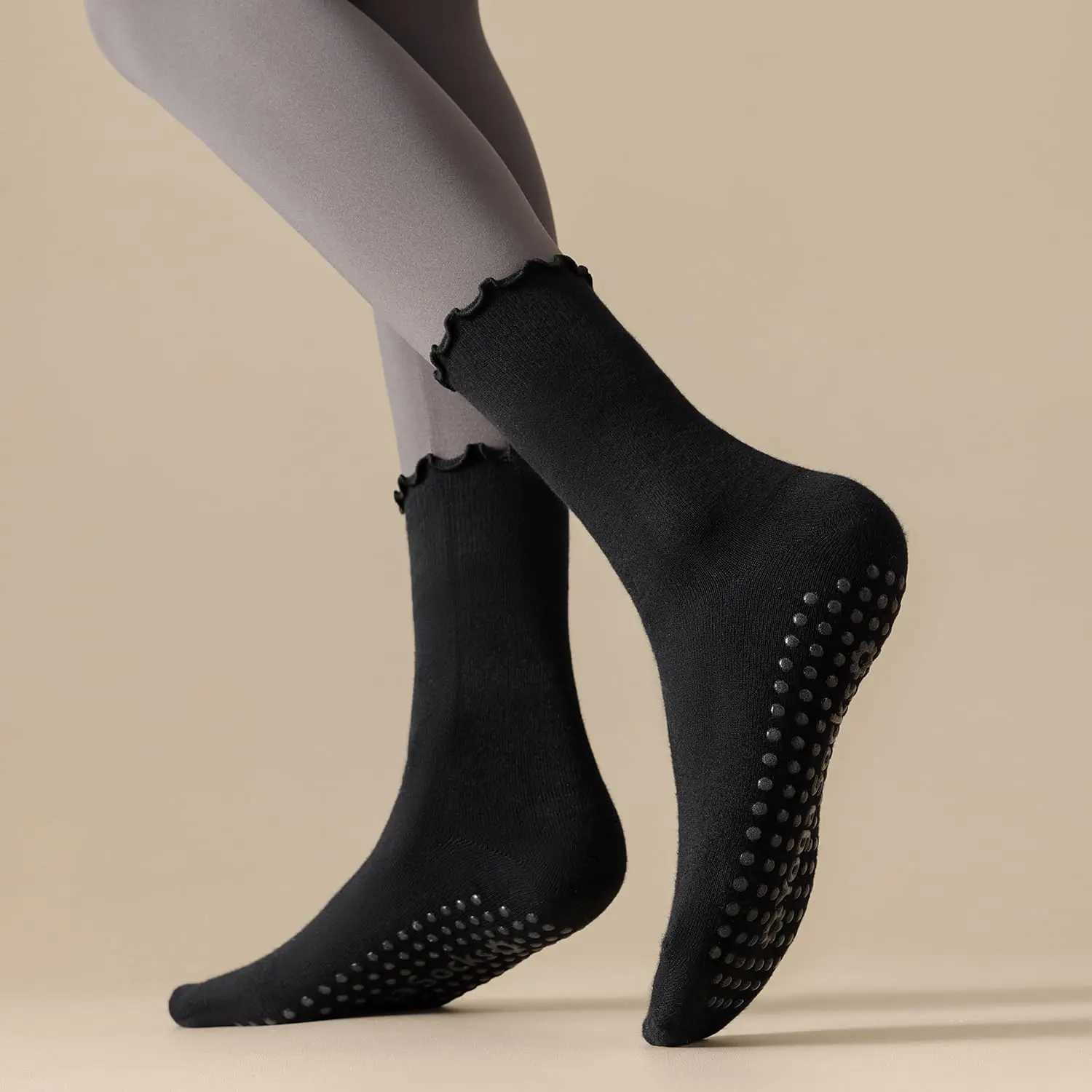 1/5 Pairs Womens yoga fitness sports non-slip boneless mid-calf socks thin Pilates combed cotton womens socks T250602