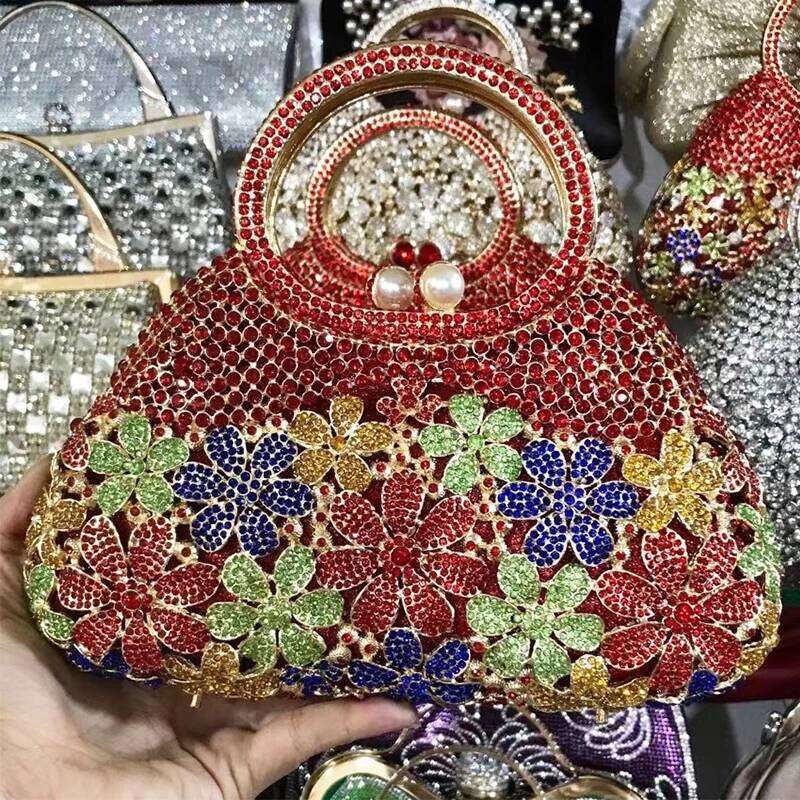 Metal Pearl Gold Top-Handle White Crystal Clutch Bag High Quality Women's Flower Dia Wedding Bridal Handbags Fashion Bags
