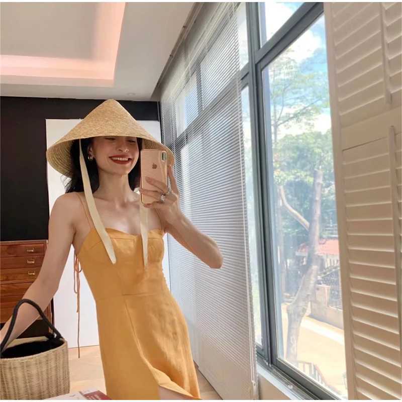 French The Pointed Top Natural Wheat Straw Sun Hats Womens Retro Pastoral Straw Hat Seaside Vacation Lace-up Big Brim Beach Hat W250602