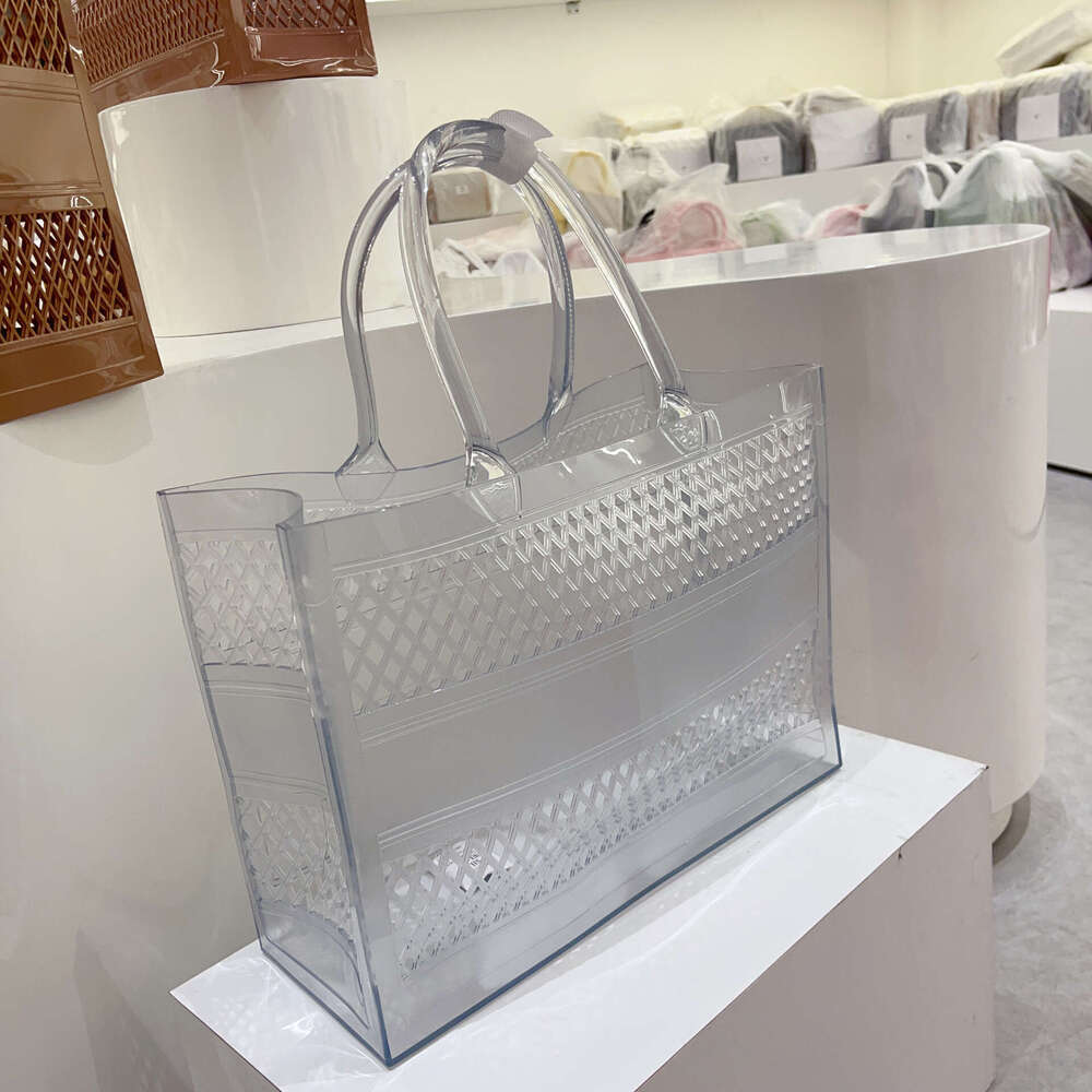 2025 Summer New Shopping Handheld Jelly Extra Large Capacity Storage Basket Enlarged Hollow Beach Bag