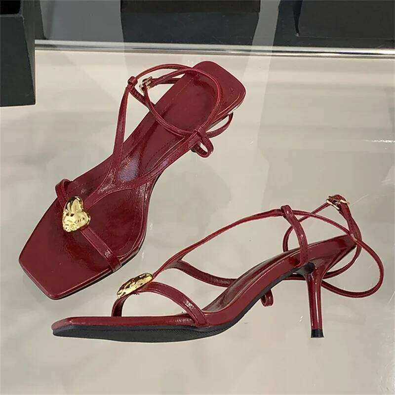 Summer Fashion Metal Buckle Narrow Sandals Women Band Open Toe Thin Low Heel Gladiator Party Shoes Zapatos De Mujer