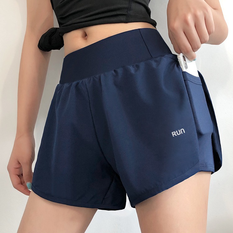 Two pairs of anti-glare fitness shorts, high-waisted yoga shorts, slimming running shorts for summer women