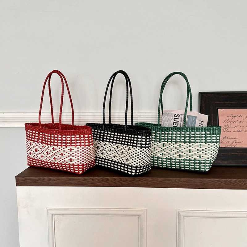 Hylhexyr PVC Vegetable Basket Handbag Waterproof PE Picnic Plastic Woven Tote Shopping Bag Beach Handbags Y250603