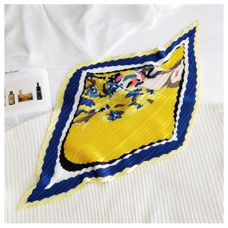 2025 TOP 70CM Pleated Small Square Scarf Yellow Lemon Printed Ladies Shawl Handmade Scarf Floral Print Silk Neckerchief Bandana W250602