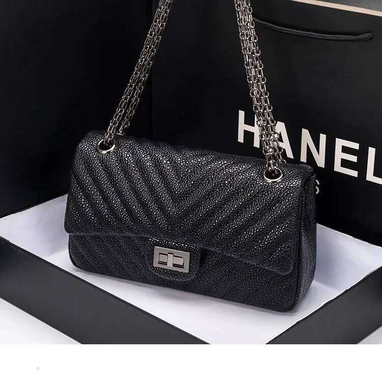 New Tweed Style High-end Feel Single Shoulder Slant Cross Leather Harness Soft Texture Underarm Bag Chain Strap