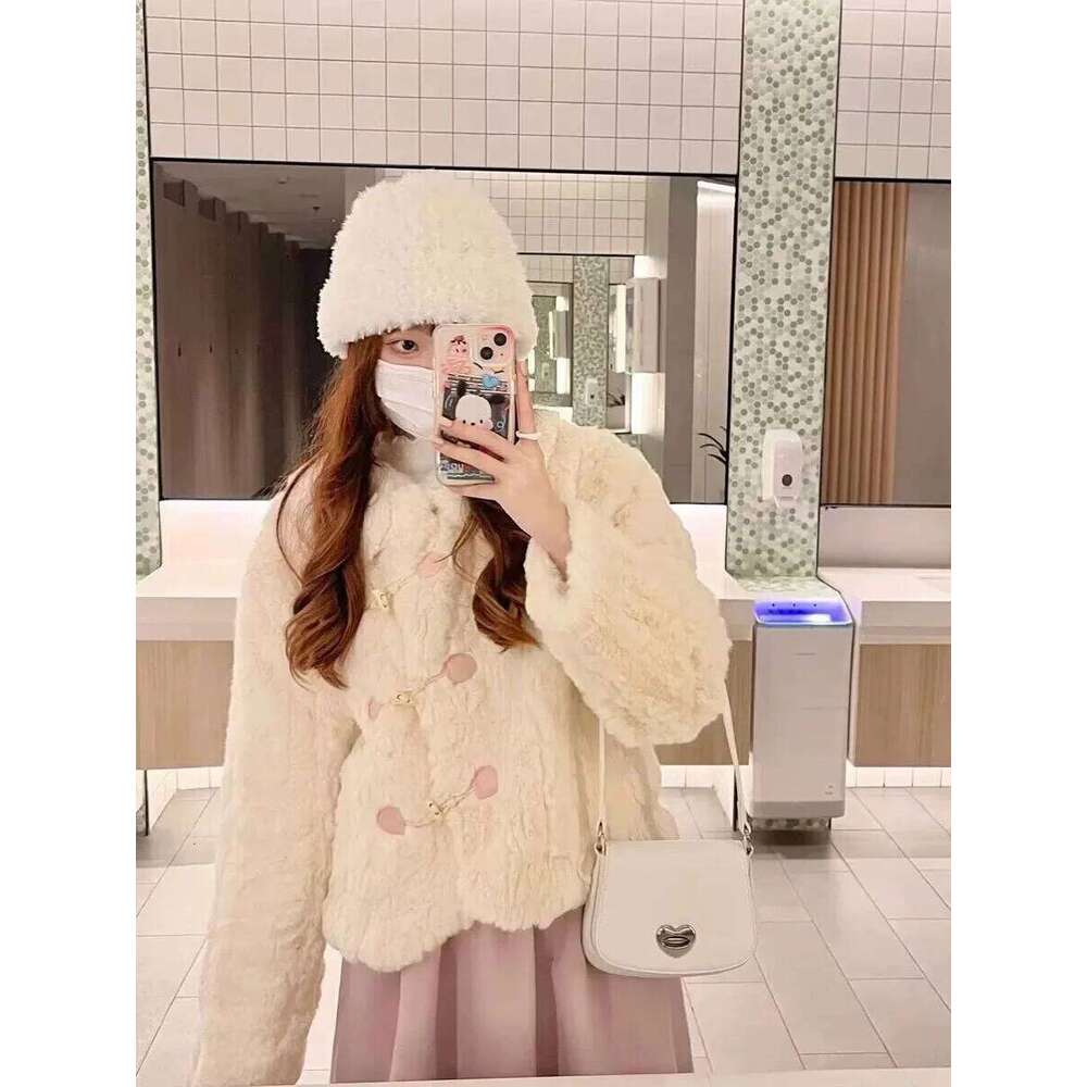Sweet Pink Patchwork Faux Fur Jacket Loose Horn Button Thicken Coat Women's Winter Coats Plush Warm Outerwear Female Clothes