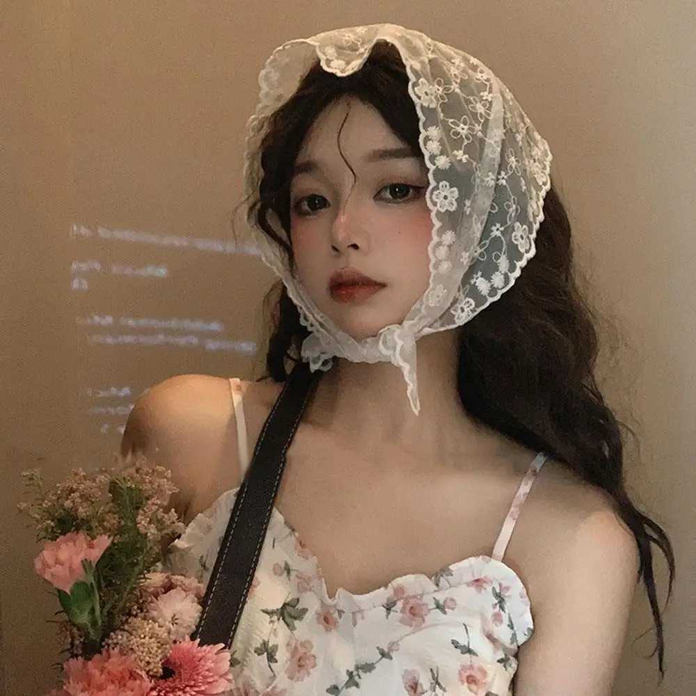 Retro Lace Bandana Headband Floral Hair Scarf Bohemia Triangle Headscarf White Hair Bands for Women Girls Fashion Sweet Kerchief W250602