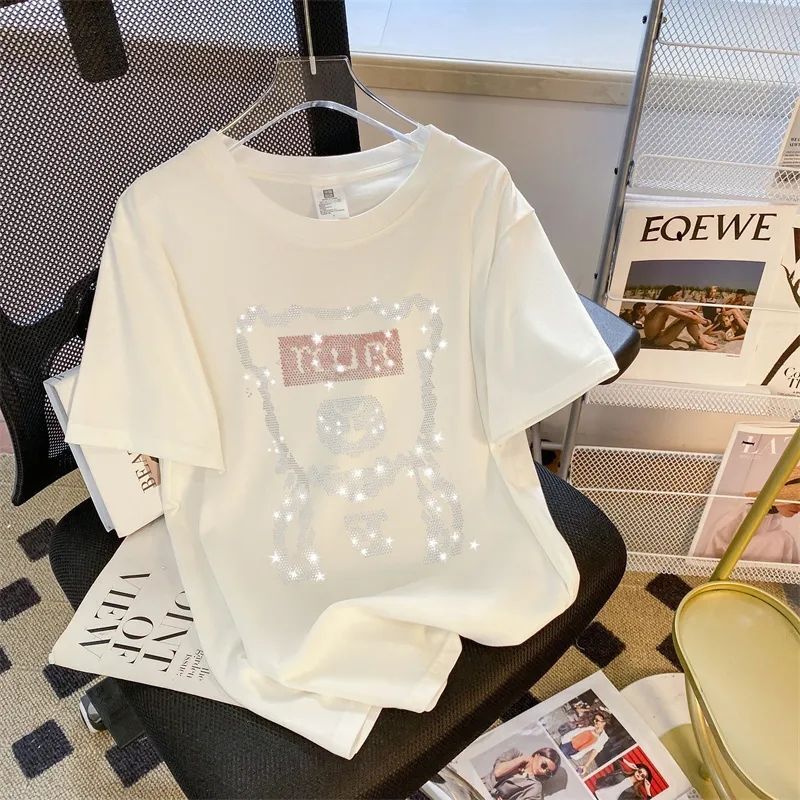 2025 New Summer Women's T-shirt New Summer Regular Shoulder Bear Water Diamond Round Neck Short sleeved T-shirt Women's New Korean Loose Des