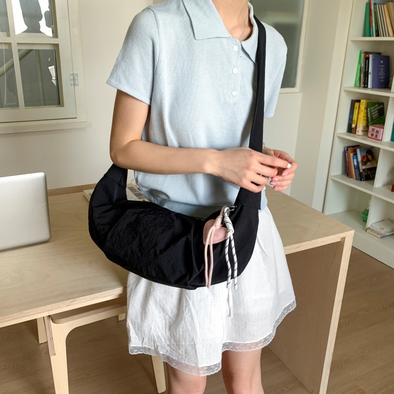 designer Nylon Dumpling Bag Large Capacity High-end 2025 New Korean Style Casual Crossbody Bag Simple Versatile Shoulder Bag for Women