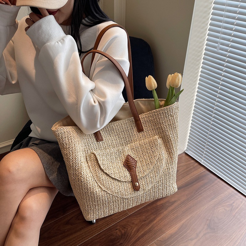 designer Casual Large Capacity Beach Vacation Straw Bag for Women 2025 New Versatile Crossbody Woven Tote Bag