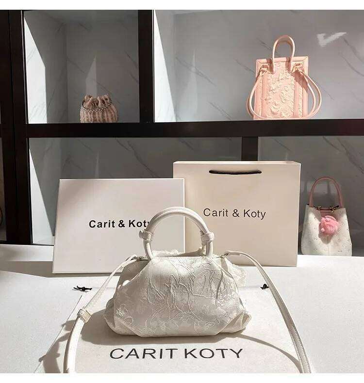 High Quality White Color Fashion Embroidery Cloud Women Handbag Beads Beaded Clutch Purse Shoulder Messenger Bag
