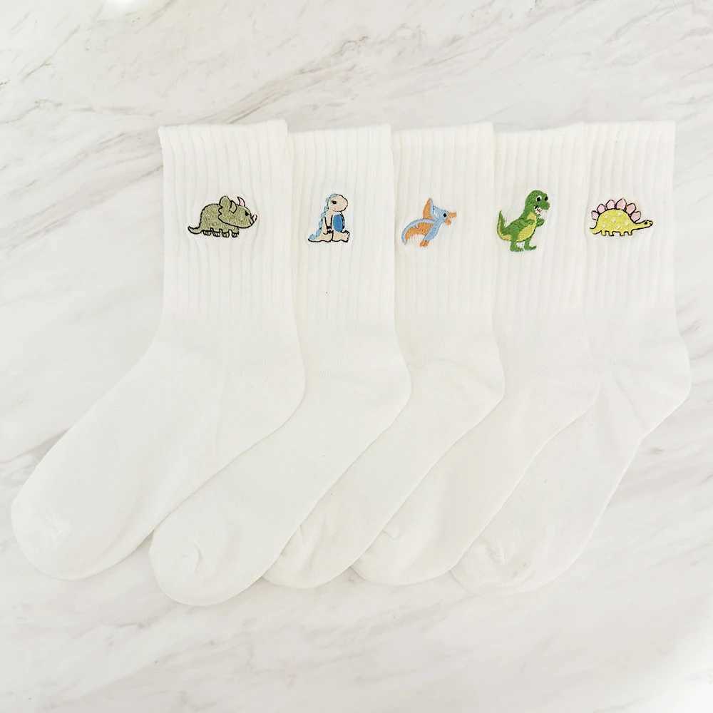 5 Pairs/Pack Cute Women Embroidery Dinosaur Socks White Lovely Cartoon Animal Vintage Short Novelty Crazy Funny Cozy SocksT250602