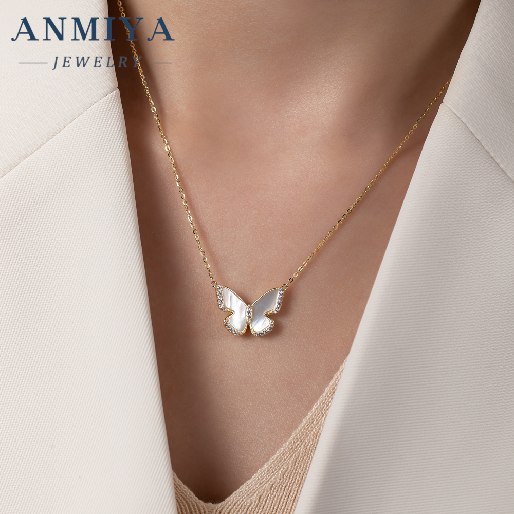 Wholesale Luxury Zirconia 925 Sterling Charm White Shell Butterfly Gold Necklaces Pendant for Women