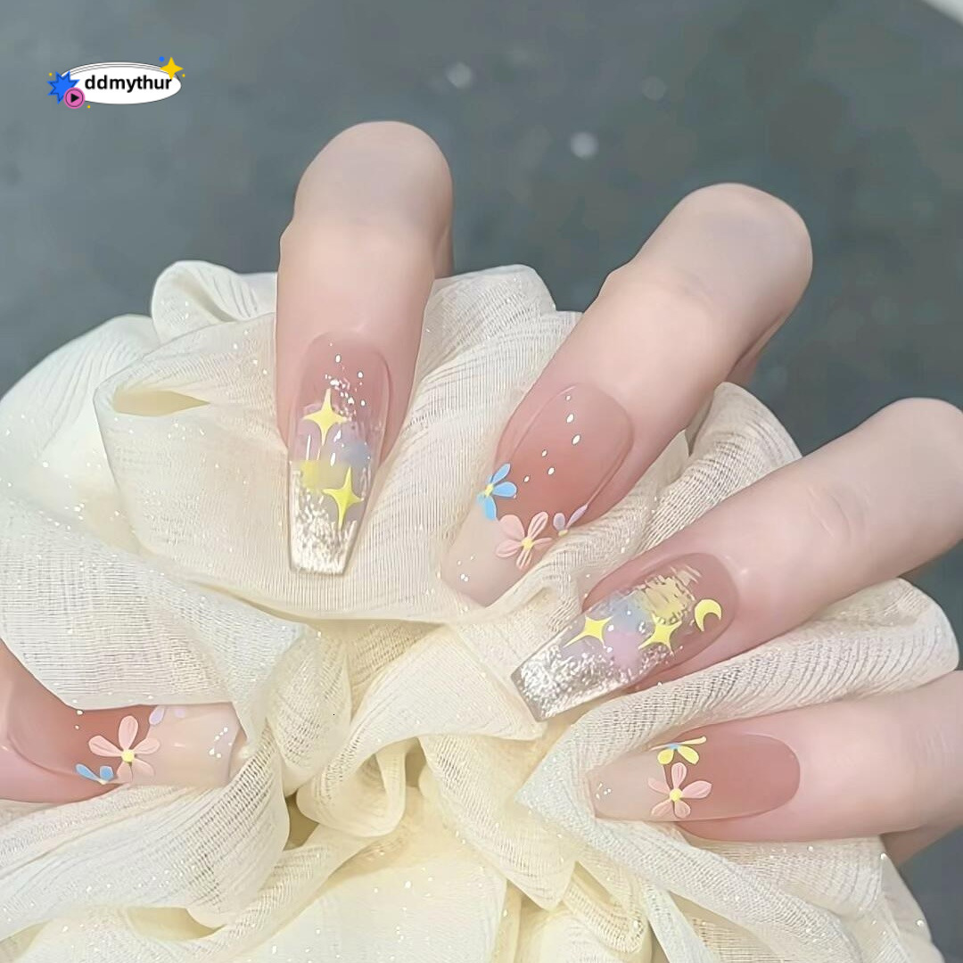 Monet Garden Wearable Spring Summer Ins Handmade Nail Art Finished Sweet Little Flower Fake Nails 2025 New Style Brightening ddmythur