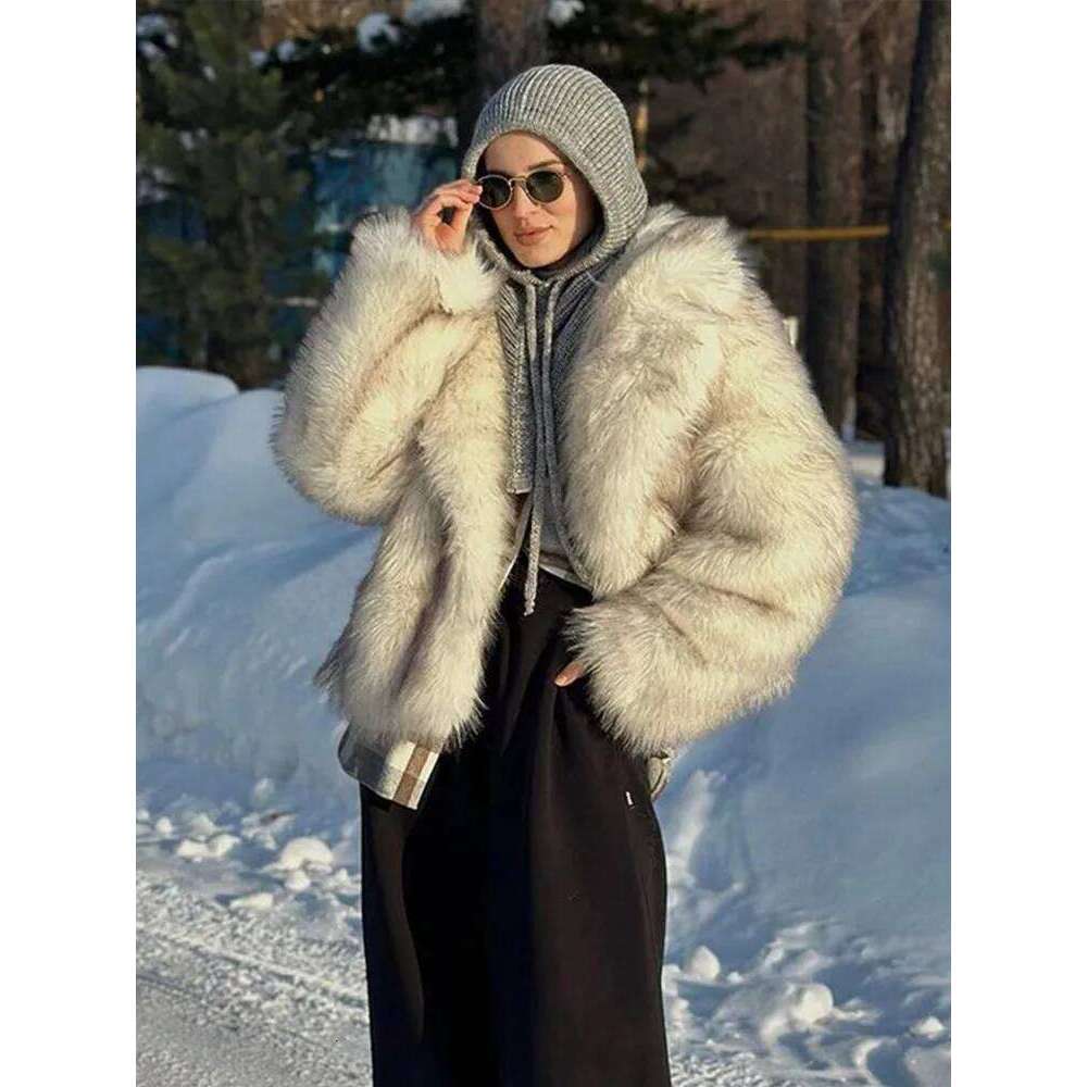 Retro Fluffy Faux Fur Short Coats Women Loose Plush O-neck Open Coat Female Winter Warm Thick Fashion High Street Outwear