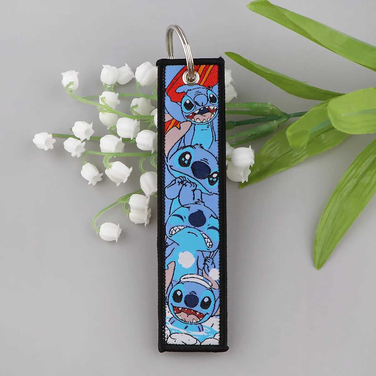 Cute Stitch Keychains Key Tag Blue Alien Keyrings for Car Keys Bags Women Men Kids Accessories Gift Keychain Keyring Jewelry XJ250602