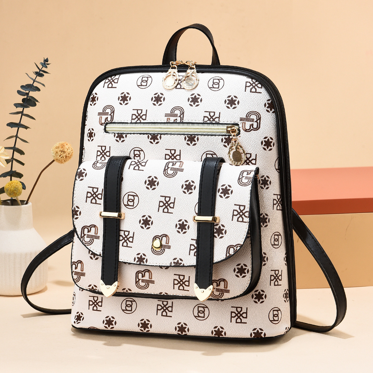 Free Shipping Super Outdoors Sparkling Material Women's Backpack New Fashion Versatile Trendy Large Bag Casual Designer Bag Niche Backpack Wholes