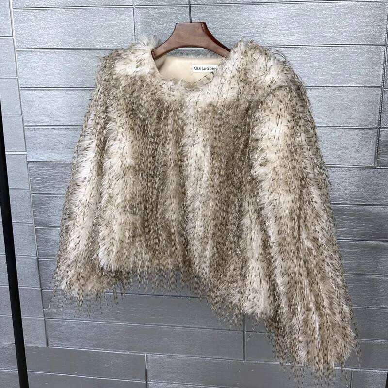 Faux Korean Style Women's Short Winter Fake Cropped Fluffy Jacket Artificial Fur Coat