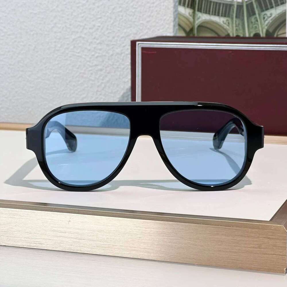 Fashion Sunglasses For Women And Men Driftwood Noir Style Anti-Ultraviolet Retro Plate Full Frame Design Glasses Random Box