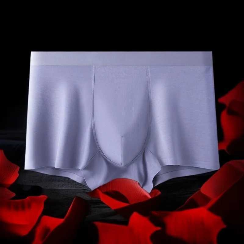 Mens underwear seamless briefs solid color fashionable underwear breathable W250603