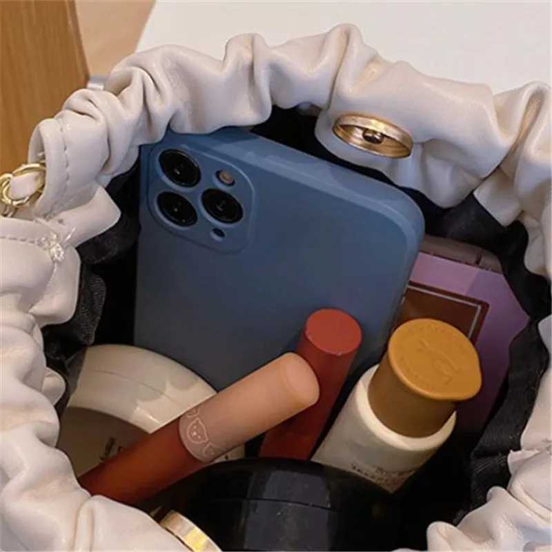 Chic Quilted Embroidered Thread Pu Womens Bag Fashion Chain Single Shoulder Bag Stylish Crossbody Bag Perfect for Everyday Use Y250603
