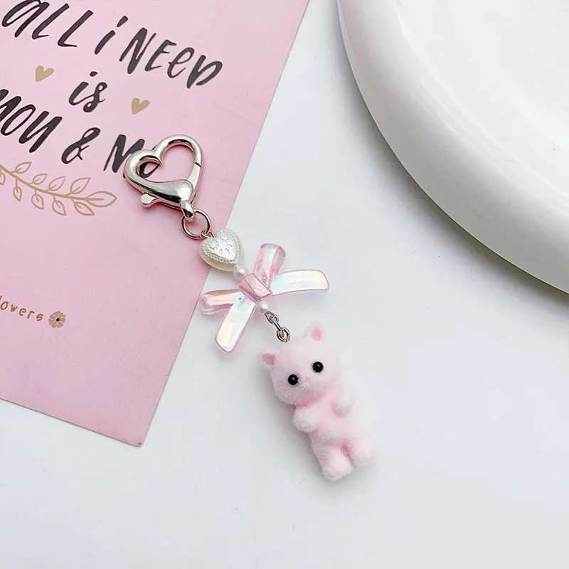 Cartoon Flocking Cat Pendant Keychain Pearl Heart Bow Shaped Key Ring For Women Girls Cute Camera Bag Pendant Decoration Gifts XJ250602